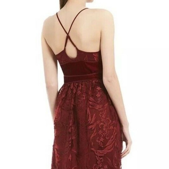 🌷MSSP Burgundy Floral Lace Midi Dress Garnet - Picture 2 of 8